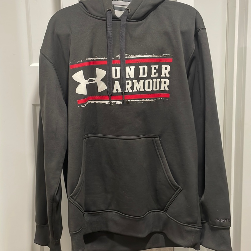 ✨✨ 3 hoodies for $20 ✨✨
